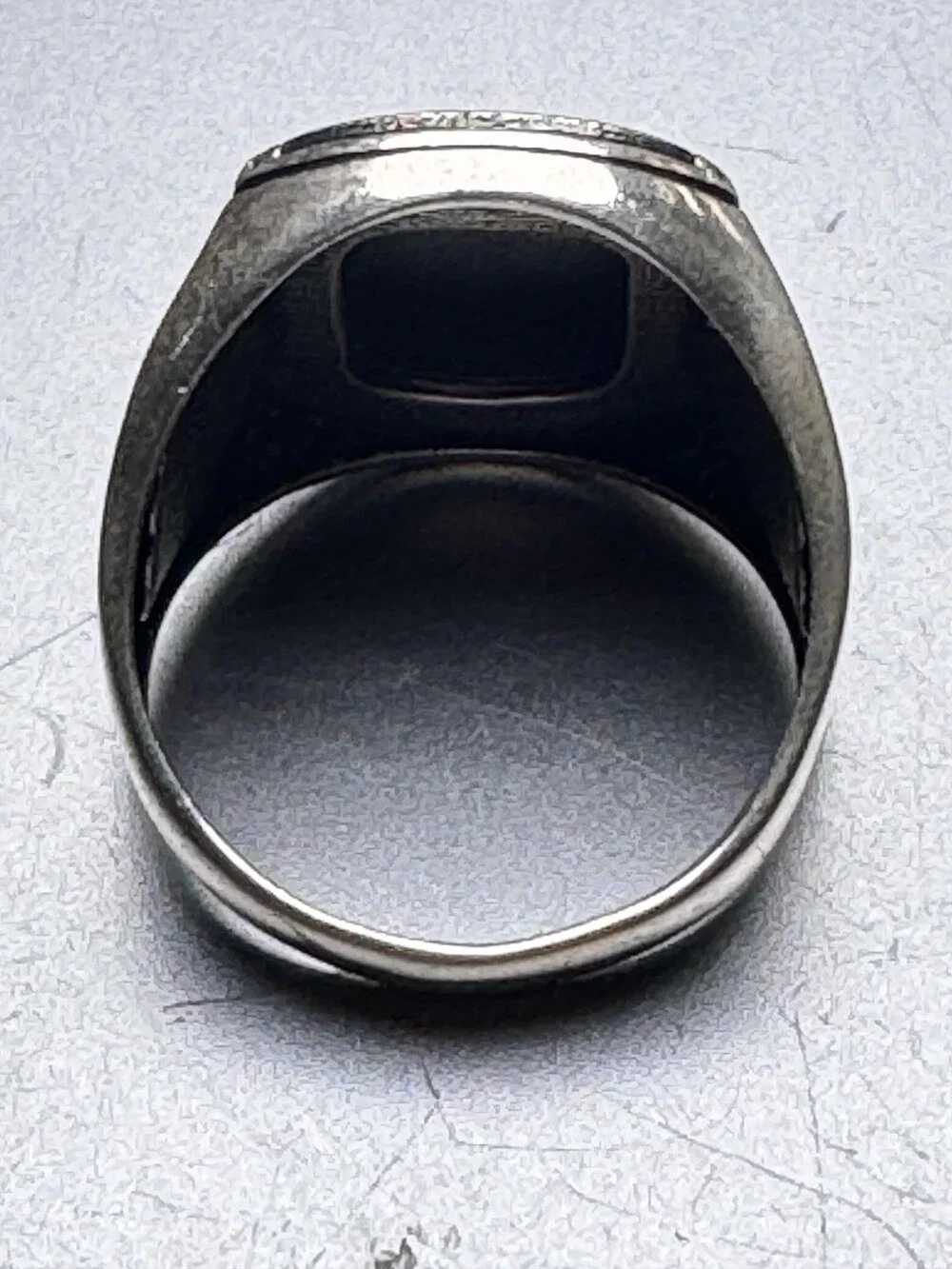 Vintage 1980s Sterling Silver Black Onyx Men's Ring Size 12 Heraldic Engraving